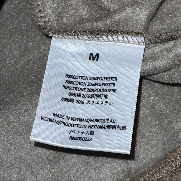 NWT Fear Of God Essentials Hoodie in Wood Size Medium - Picture 8 of 9